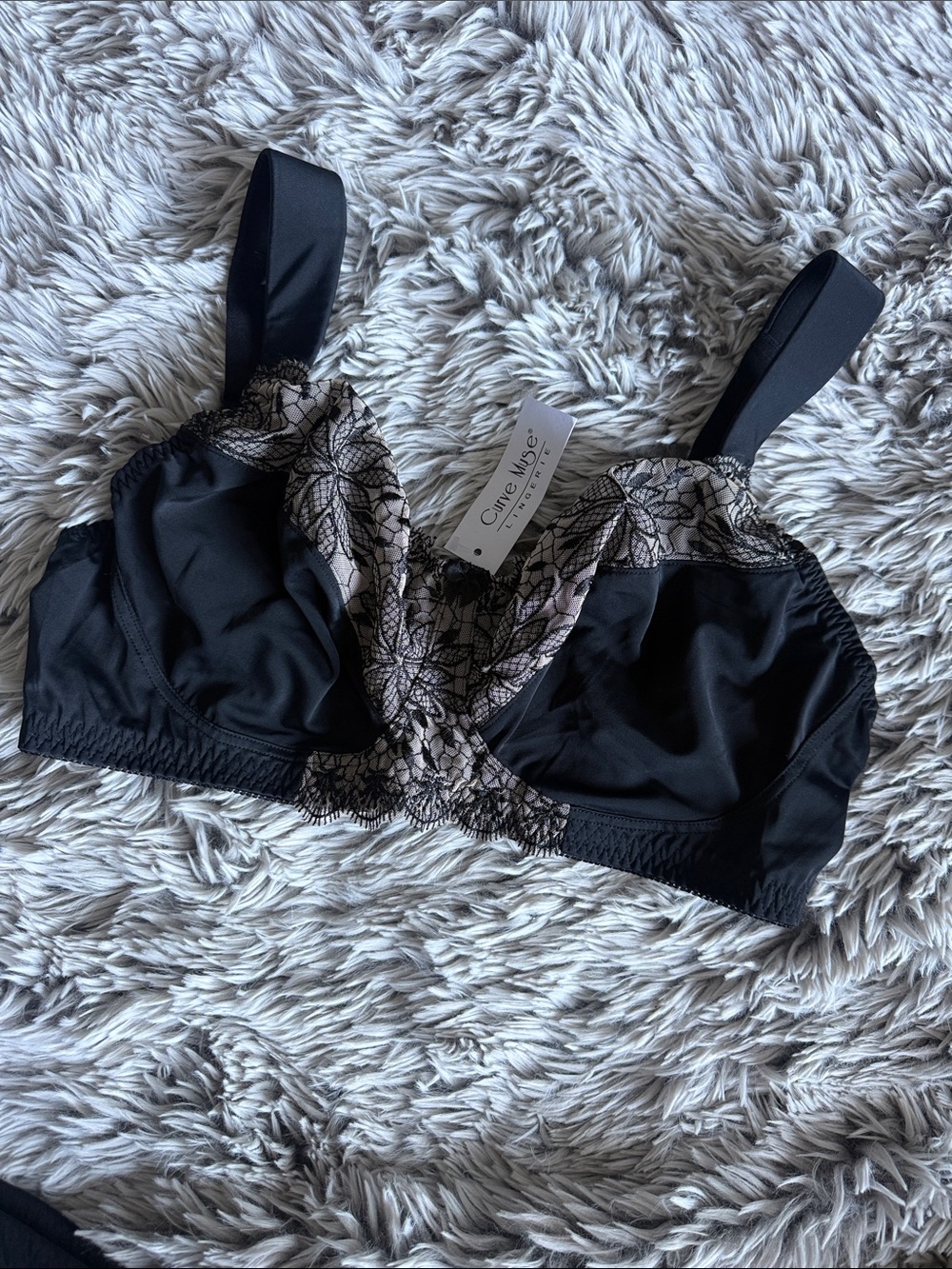 Curvie Muse Black Bra with Beige Lace Overlay - Supportive Plus-Size Fit